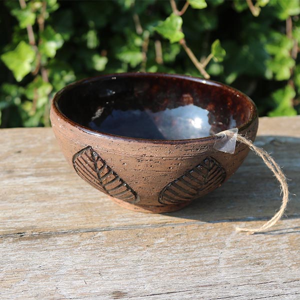 keramik-skaal-bladmønstret -laholm-2519-10-cm