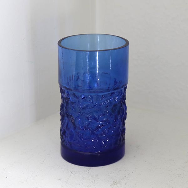 Koboltblå retro glasvase Ø 6,5 x 8 cm