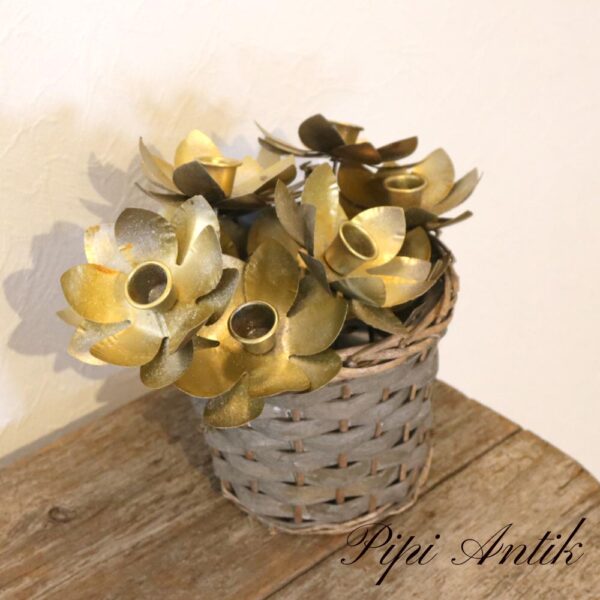 Lysholdere i guld kobber look blomst i metal Ø12xH17cm