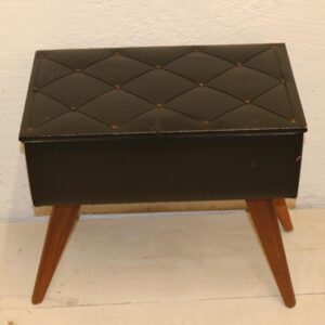 Retro kunstlæder skammel med rum 49x30x45 cm