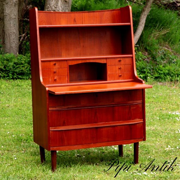 Retro teak skrivepult kommode og spejl over hullet udtræk L83,5xB43 og 180 cmH