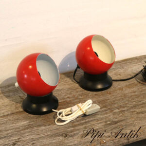 Retro natlampe metal sort rød hvid inderst Ø10xH18 cm