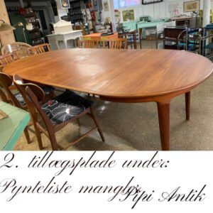 Teak spisebord 2 tillægsplade manglende pynteliste