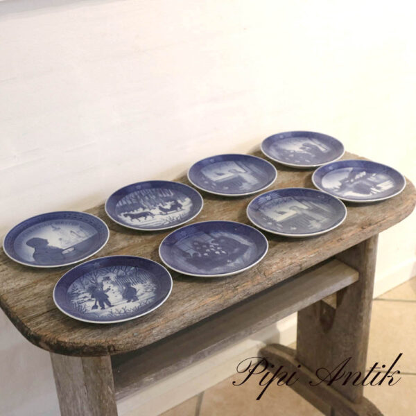 04 Royal Copenhagen platter Jul Ø18cm per stk