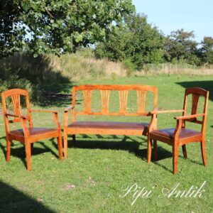 2683 Udestue møbler retro romantisk og kunstlæder L129xD53xH101 sædet 45 cm
