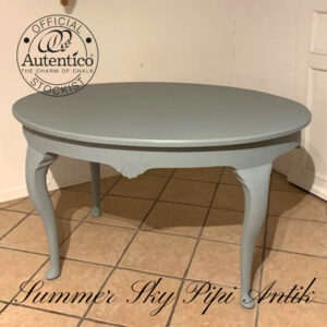 Summer Sky stort spisebord romantisk løvefødder lakeret L135xD95,5xH77cm