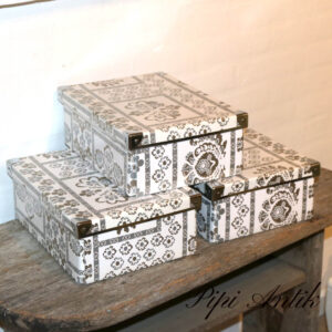 Opbevaringskasser romantiske sølv og metalkanter B23xD32xH12cm