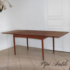 Teak spisebord med 2 tillægsplader