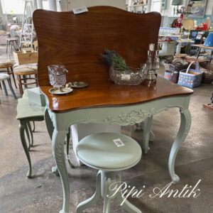 01. Anretterbord spillebord multifunktion L91xB48xH76cm pastelgrønt løvefødder