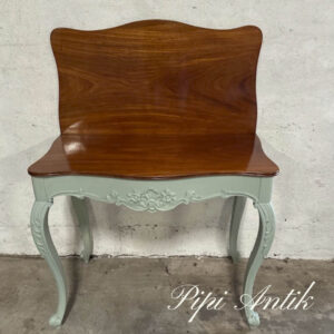 1a. Anretterbord spillebord pastelgrøn romantisk L91xB48xH76cm