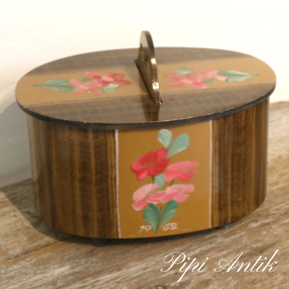 29 Tejne madkasse bemalet romantisk L30xD23xH18,5cm