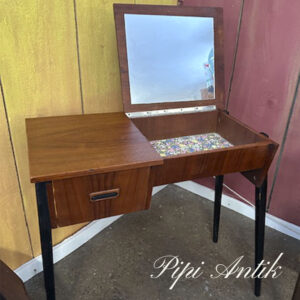 Sminkebord teak retro med spejl under bordpladen