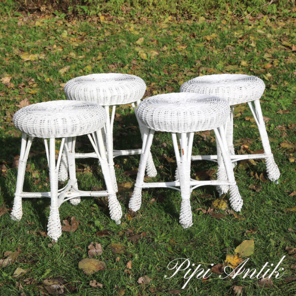 07 Skammel i flet i hvid Ø37xH47cm