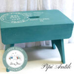 Skammel tyrkis malet med Annie Sloan Chalk Paint