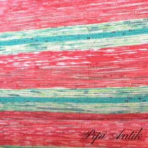 23. Kludetæppe svennsk rødt og lysegrønt B85xL180cm