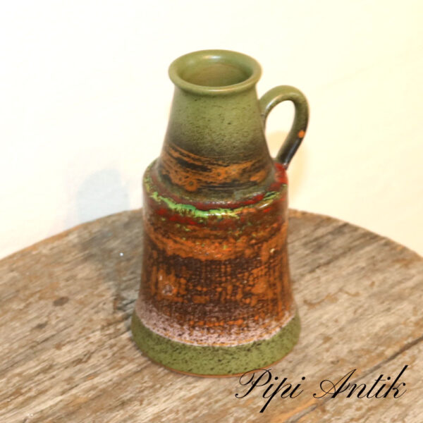 25. Keramik vase med hank grøn orange toner svensk Ø9,5xH16,5cm