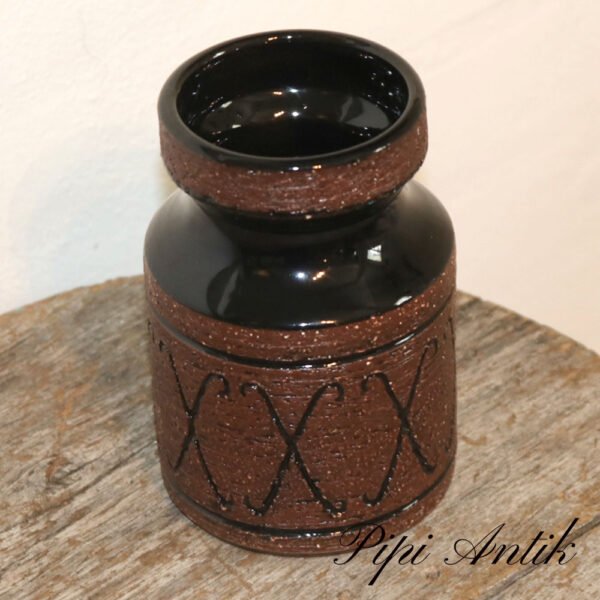26. Keramikase retro brunt natur og glasur Ø9xH14cm