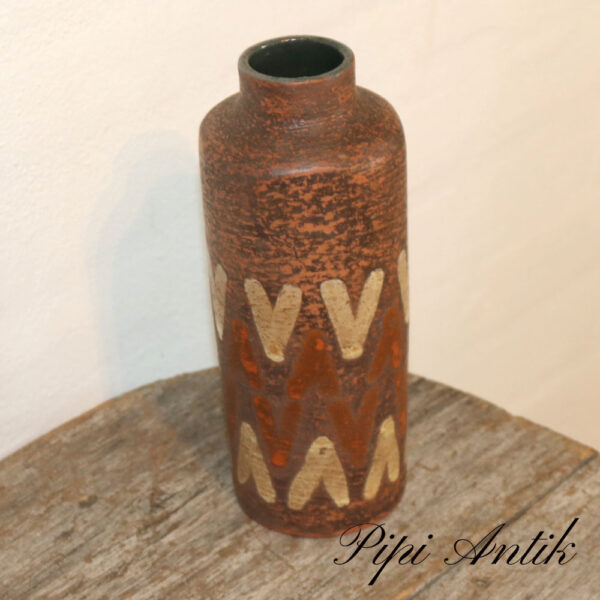 28. Keramikvase retro grafisk mønster orangebrun Ø8,5xH13,5cm