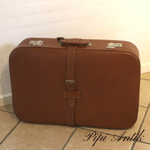 06. Retro kuffert brun med strop og ternet betræk inde i L67xB47xD18cm
