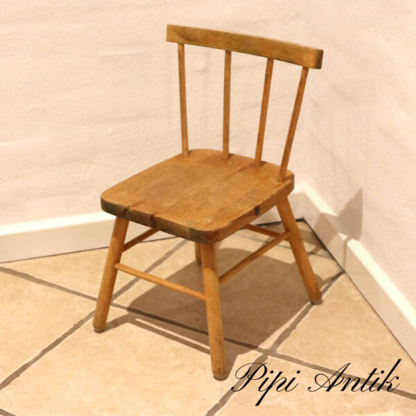 12. Retro børnestol pindestol i natur B25xD27xH47 SædeH26cm