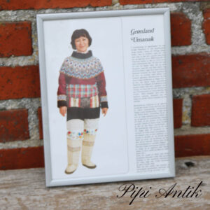 12. Billede af grønlandsk dame nationaldragtbeskrivelse B19xH25cm