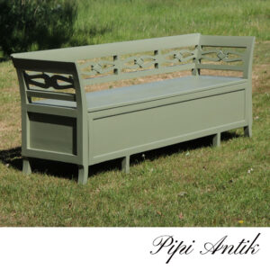 Svensk slagbænk olivengrøn med opbevaring L209xD52xH80cm SædeH48,5cm