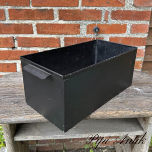 14. Metalkasse sort L42xB22xH18,5cm