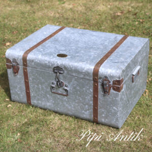 44. Metalkuffert kasse i zink L60xB40xH30cm