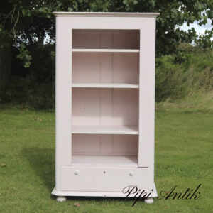 12. Lyserødt rosa skab med 1 skuffe malet på alle hylder B93xD47xH183cm