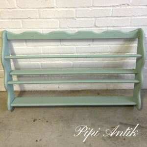 13. Tallerkenrække grønligt L91xD12xH59cm